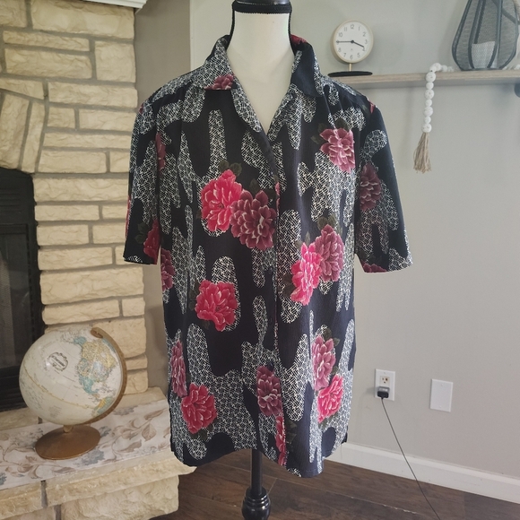 Donkenny Tops - Donkenny Floral Black and Red Blouse